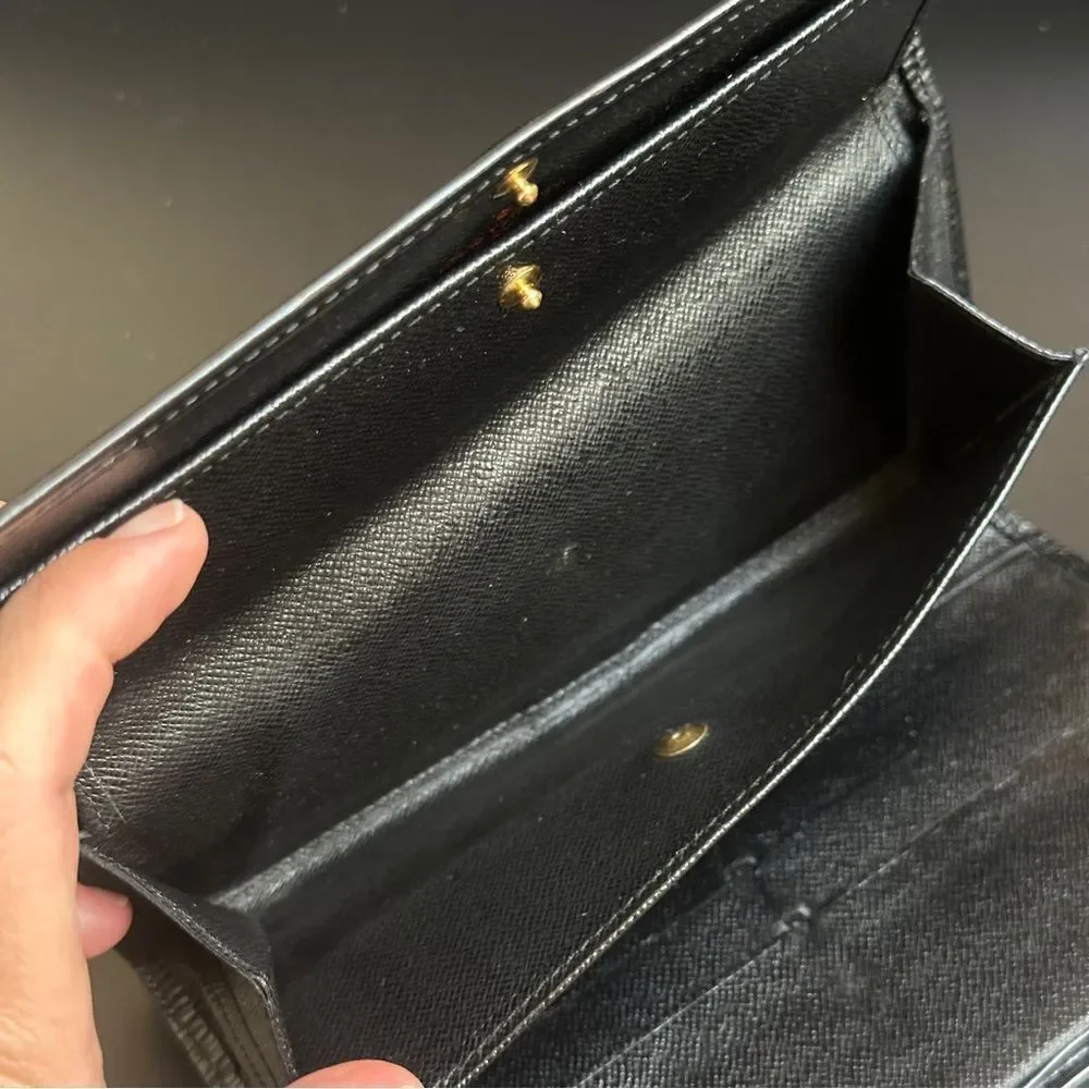 Louis Vuitton Epi‎ Sarah Long Wallet Black